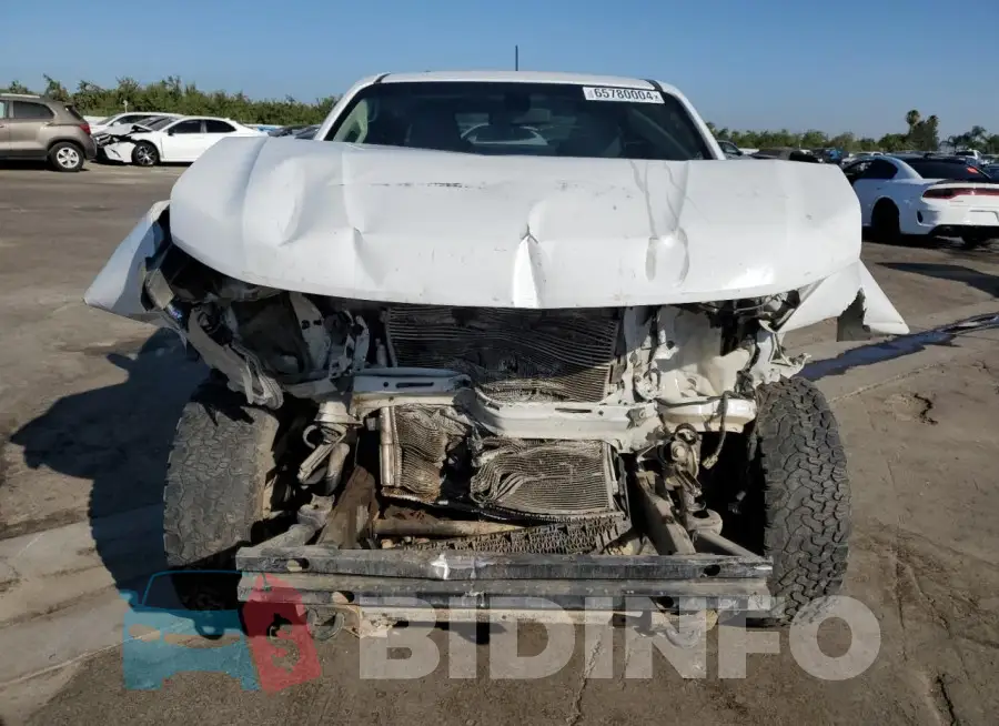 1GCHTBENXJ1133807 Photo# 5