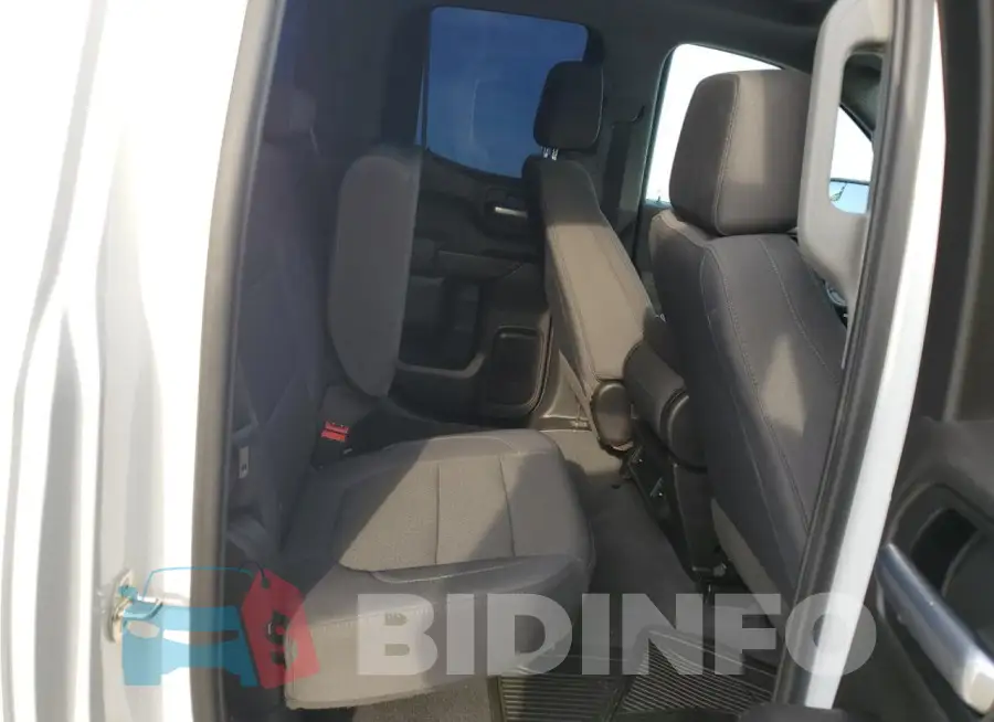 1GCRYCEF4KZ241668 Photo# 11