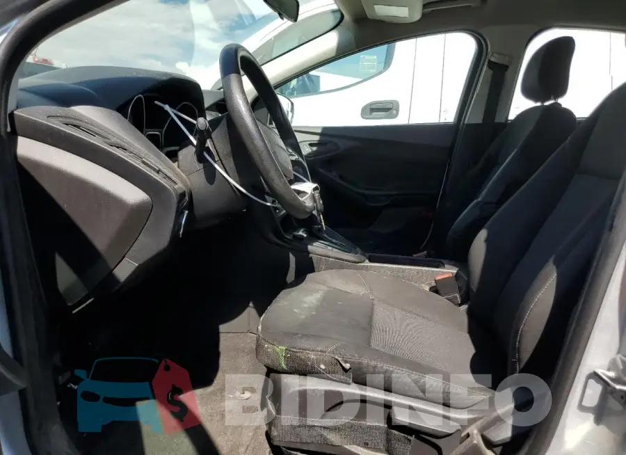 1FADP3E21JL269333 Photo# 7