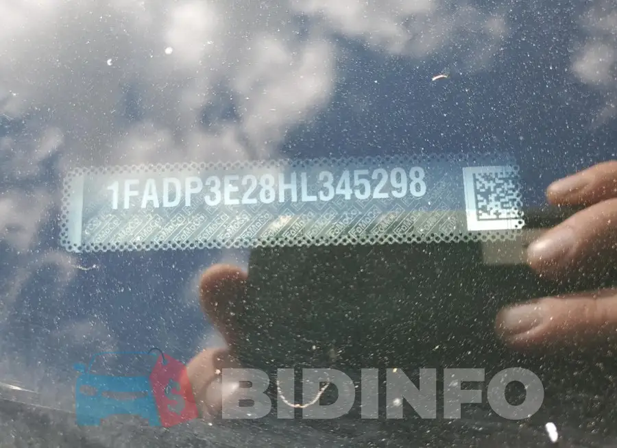 1FADP3E28HL345298 Photo# 12