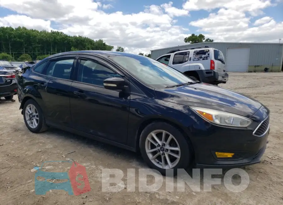 1FADP3F26GL335236 Photo# 4