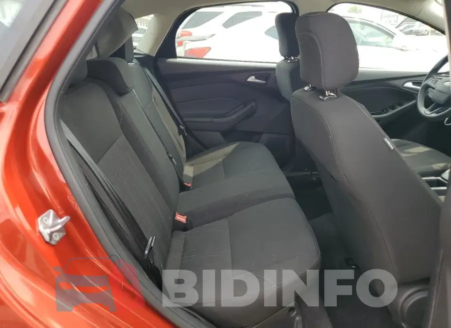 1FADP3M20JL310214 Photo# 10