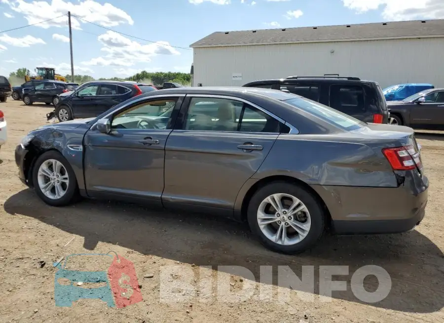 1FAHP2E81FG132232 Photo# 2