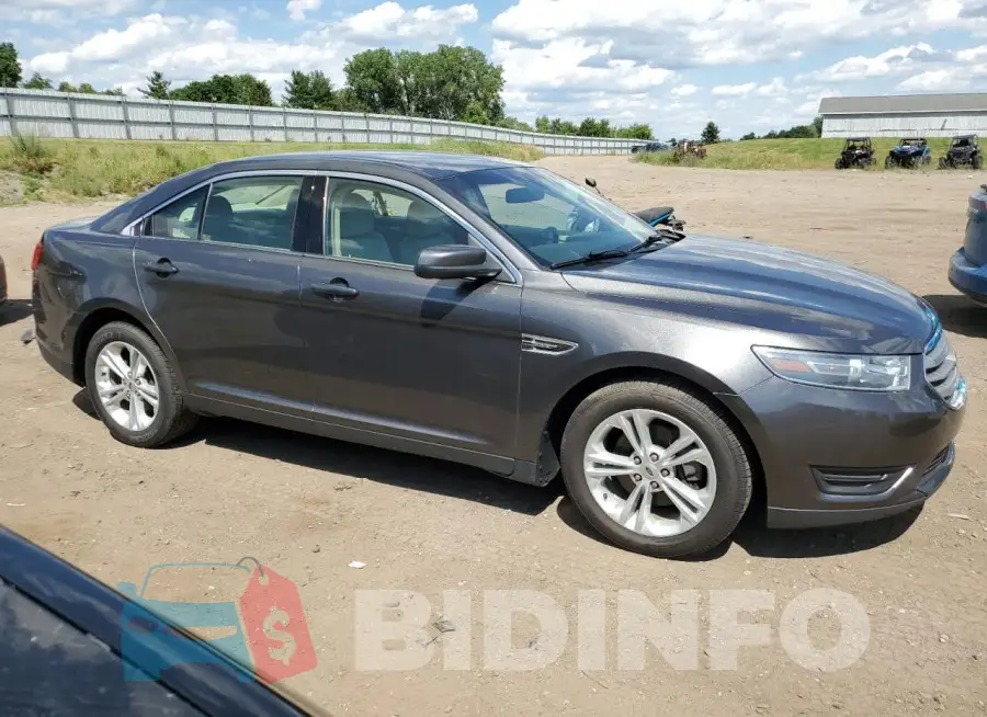 1FAHP2E81FG132232 Photo# 4