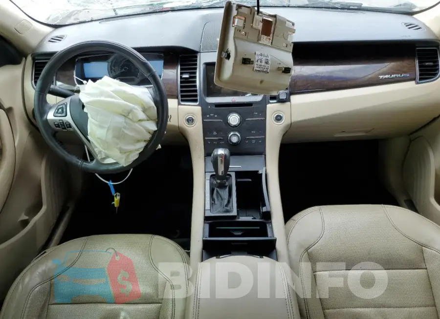 1FAHP2F88FG102854 Photo# 8
