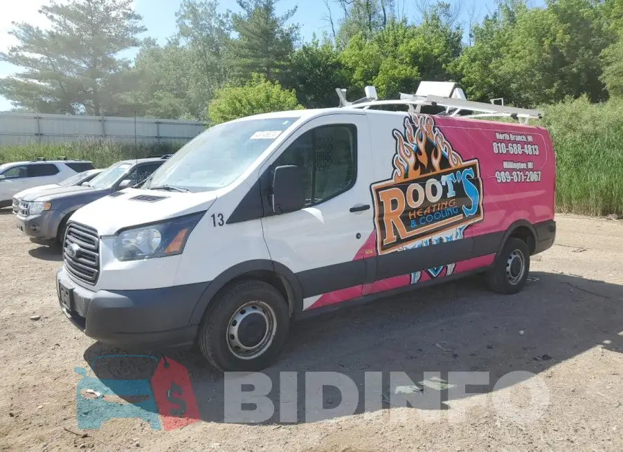 1FTYR2YV3GKA51186 Photo# 1
