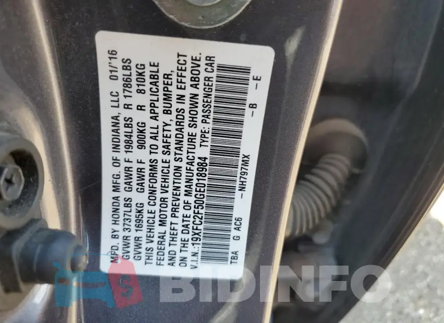 19XFC2F50GE018984 Photo# 12