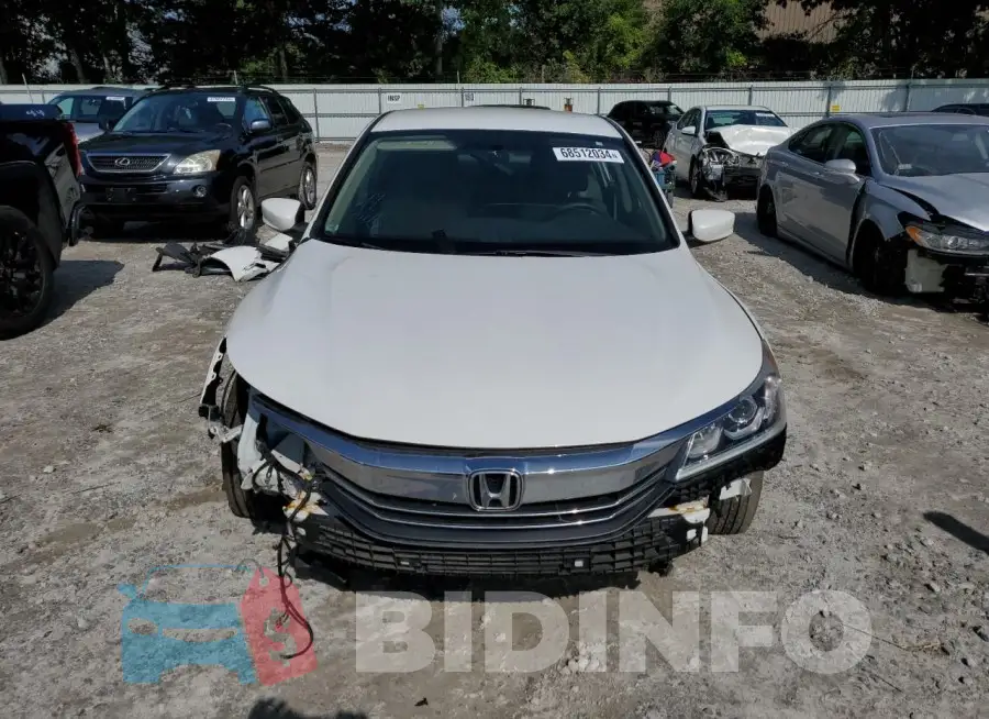 1HGCR2F3XGA150610 Photo# 5