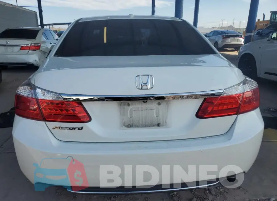 1HGCR2F85FA001001 Photo# 6