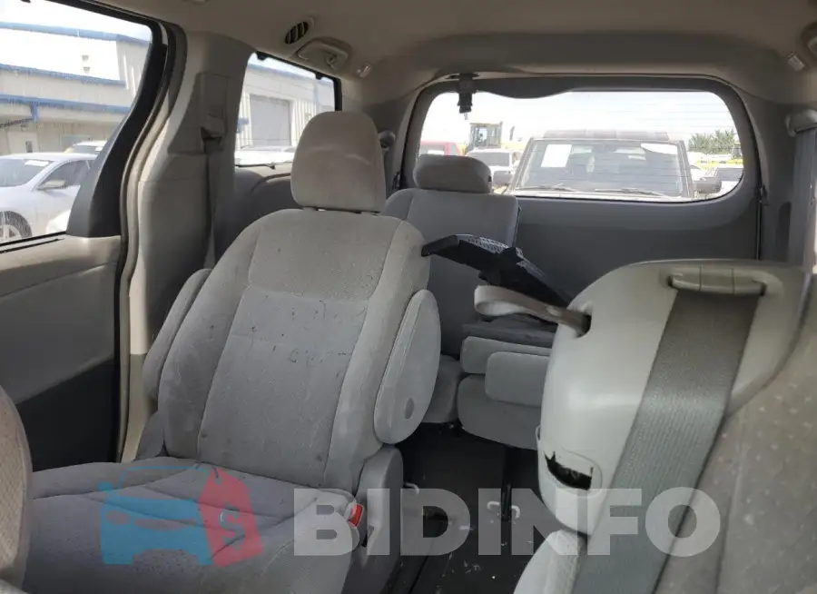 5TDKZ3DC1JS910887 Photo# 10