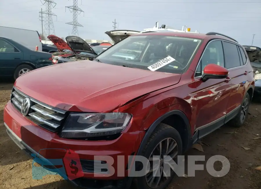 3VV2B7AX8LM071747 Photo# 1