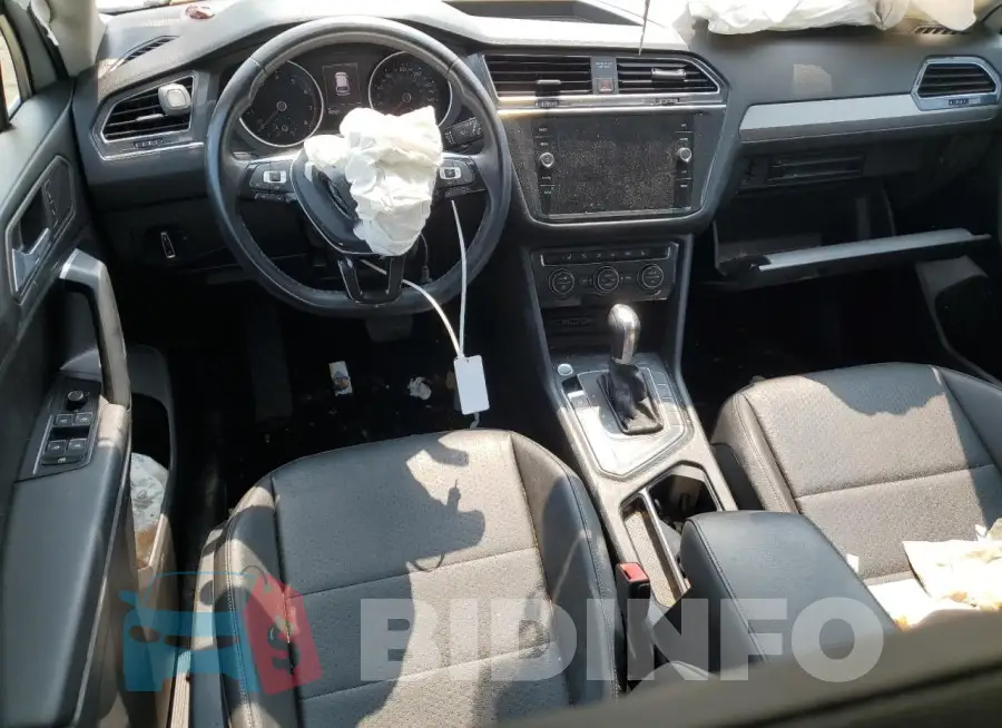 3VV3B7AX4KM144177 Photo# 8