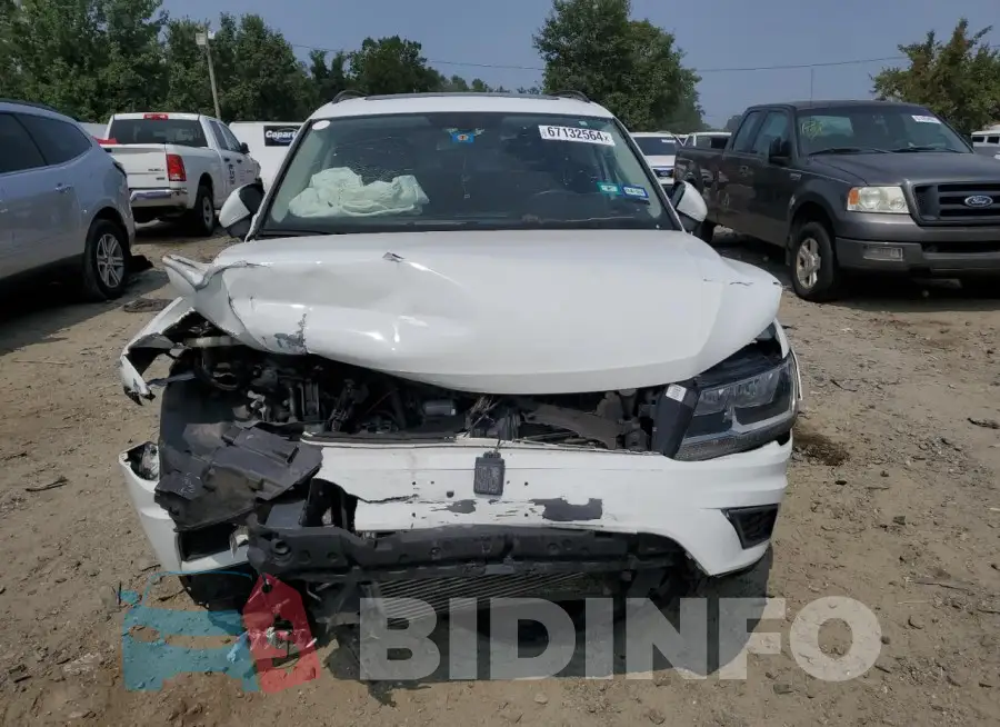 3VV3B7AX4KM144177 Photo# 5