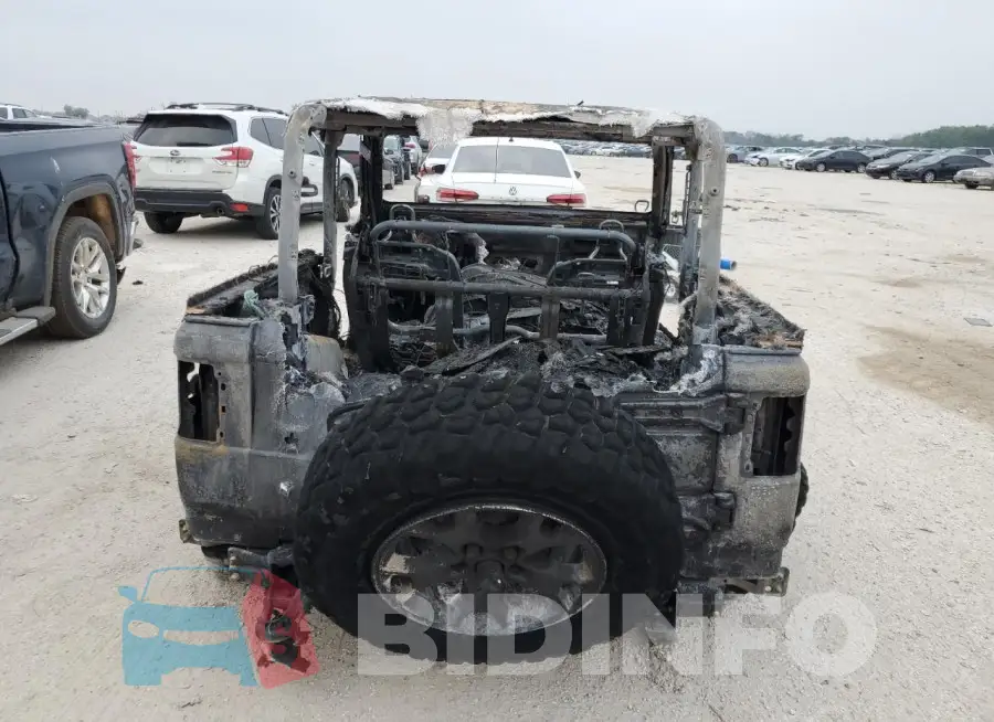 1C4GJXAG2NW112951 Photo# 6