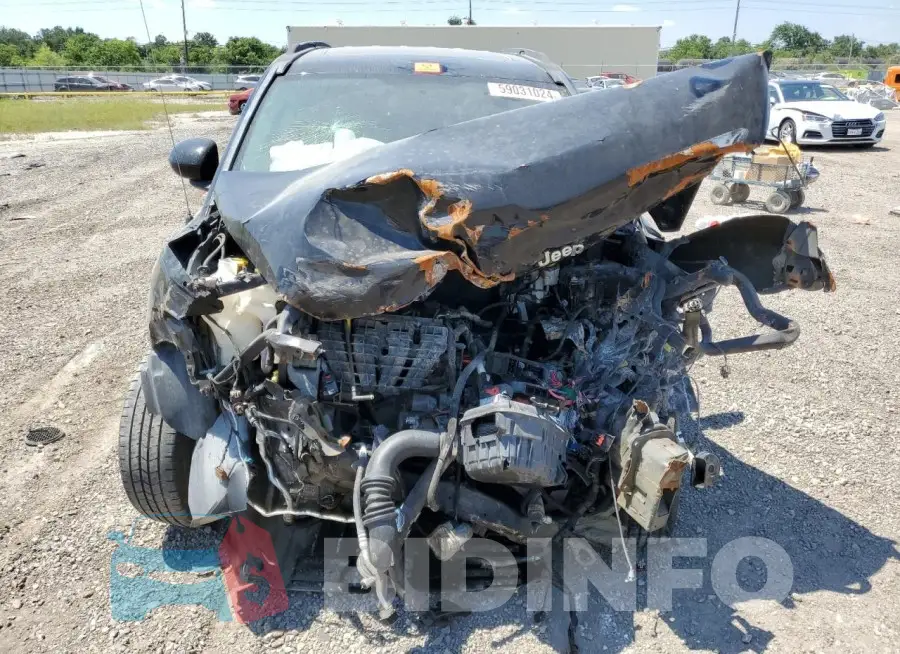 1C4NJDEBXFD395617 Photo# 5