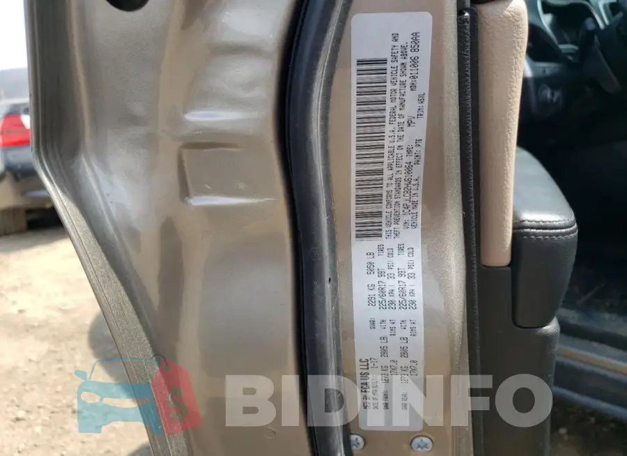 1C4PJLCB2HW610064 Photo# 13