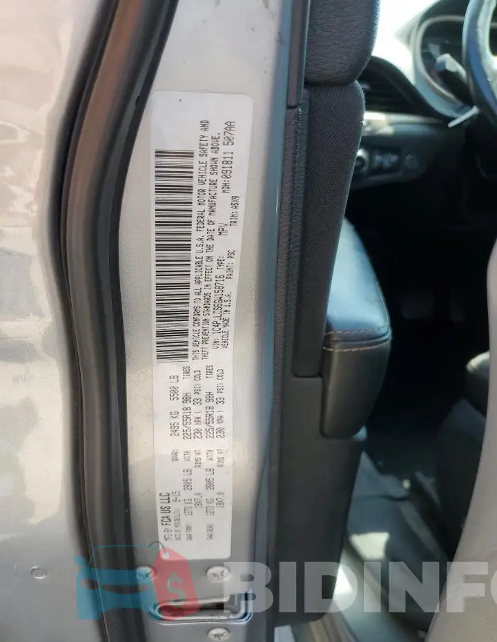 1C4PJLCS6GW158716 Photo# 13