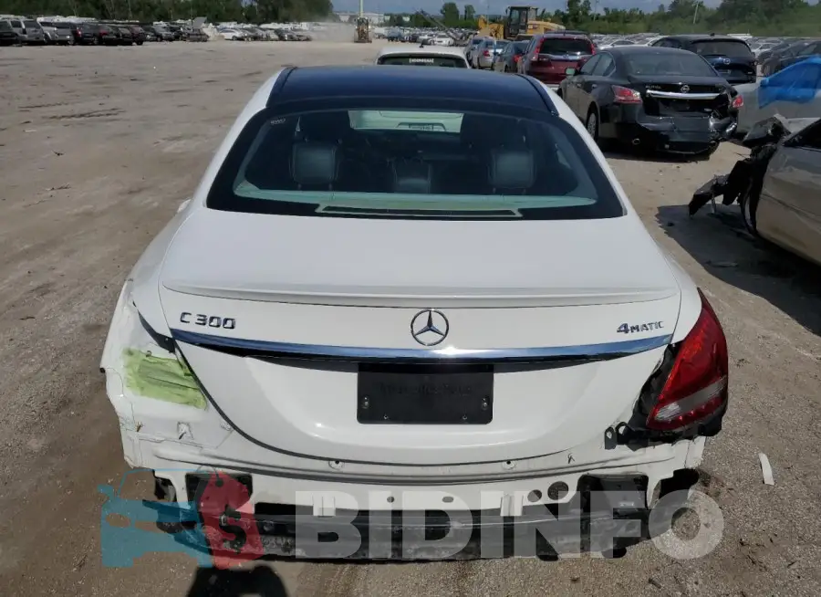 55SWF4KB3GU145526 Photo# 6