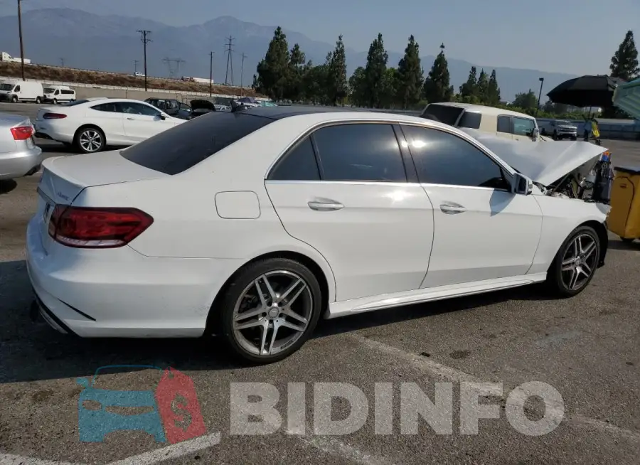 WDDHF6HB5FB149419 Photo# 3