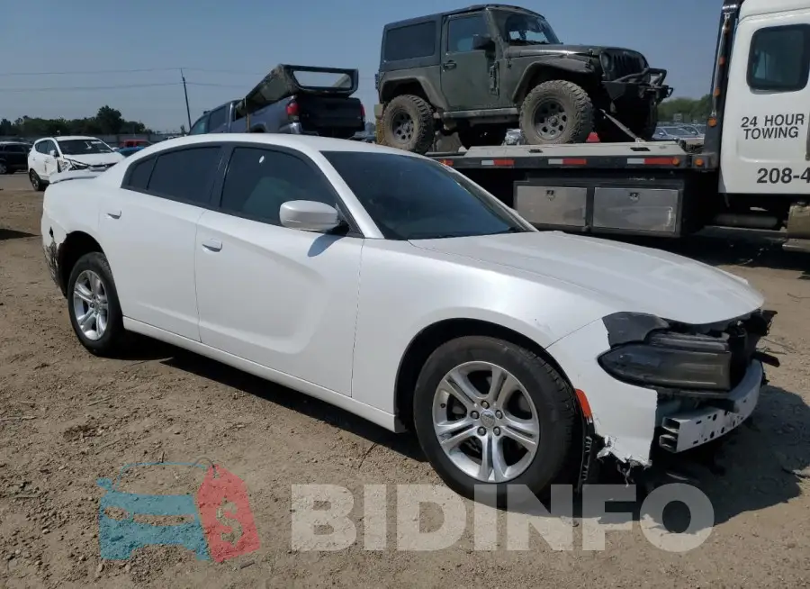 2C3CDXBG8FH861889 Photo# 4