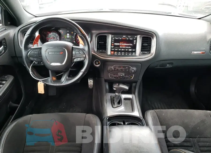 2C3CDXCT4JH157015 Photo# 8