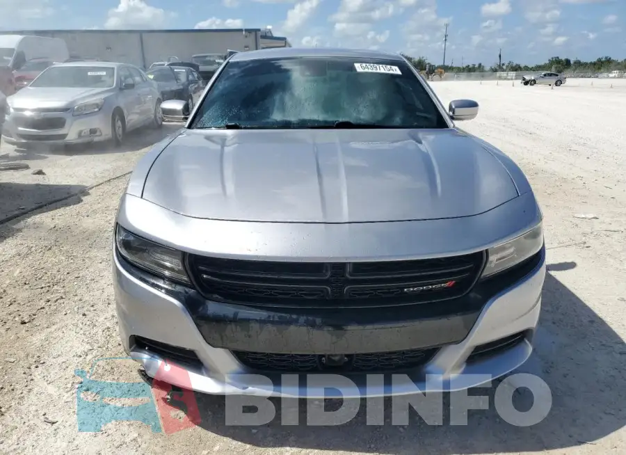 2C3CDXHG8FH916963 Photo# 5