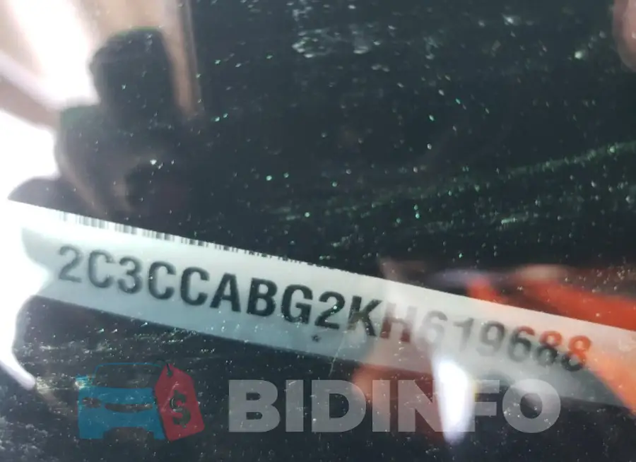 2C3CCABG2KH619688 Photo# 13