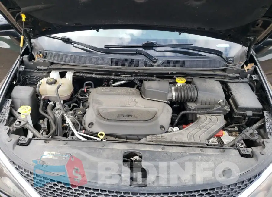2C4RC1DG8LR156745 Photo# 12