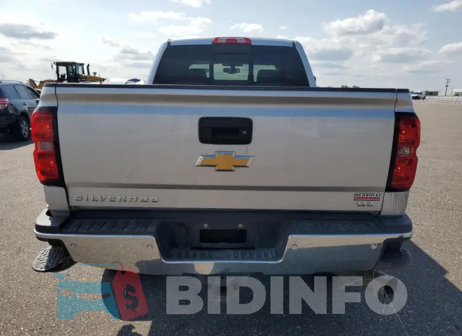 1GC1KWE82FF620869 Photo# 6