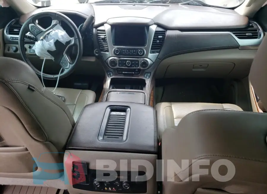 1GNSKJKC8GR221701 Photo# 8
