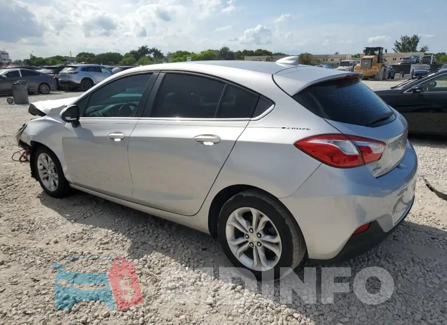 3G1BE6SM9KS571939 Photo# 2