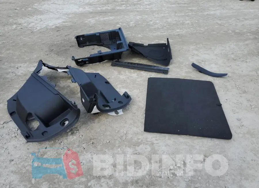 3GNAXSEV7NS210473 Photo# 13