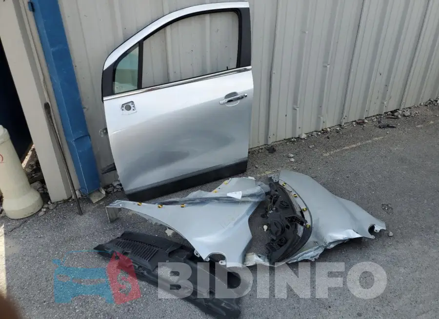 KL7CJLSB5KB917000 Photo# 13