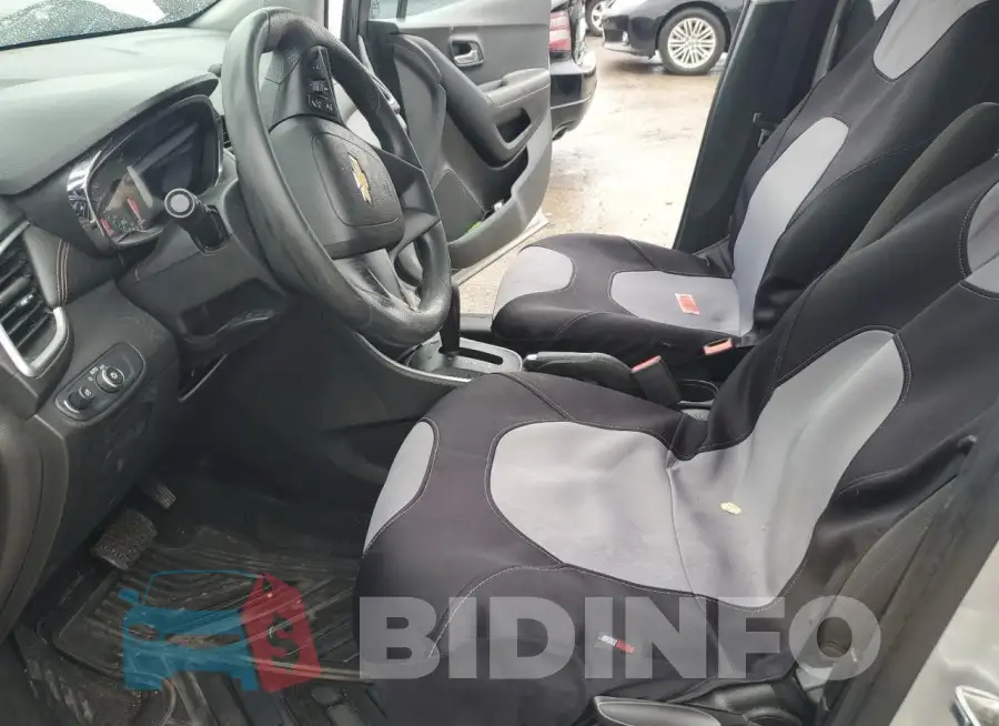 KL7CJNSB3HB240257 Photo# 7