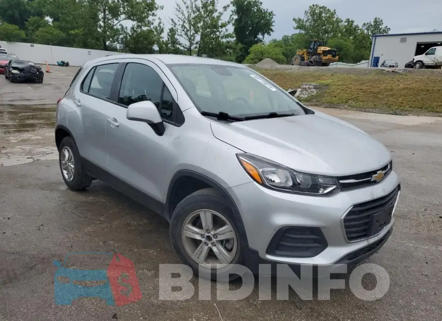 KL7CJNSB3HB240257 Photo# 4