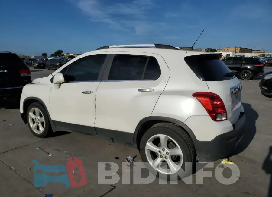 KL7CJNSB6FB215639 Photo# 2