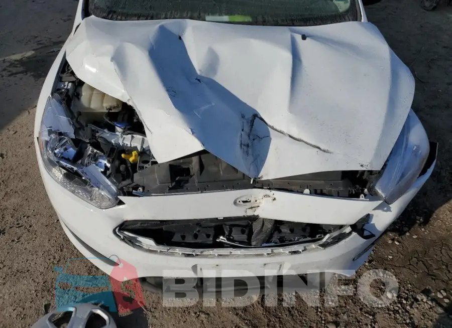 1FADP3E22JL223381 Photo# 11