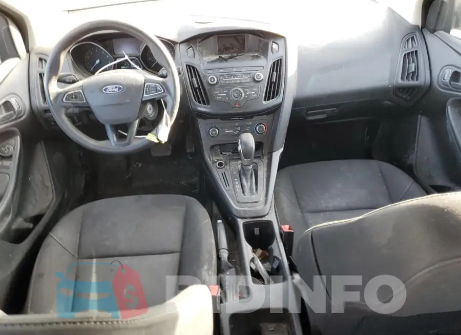 1FADP3E22JL223381 Photo# 8