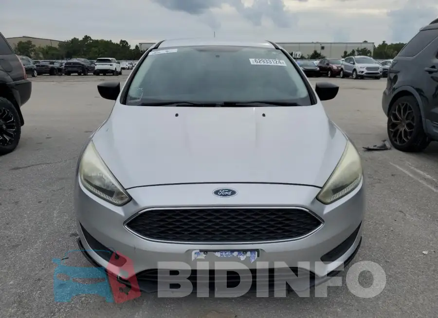 1FADP3E23GL335504 Photo# 5
