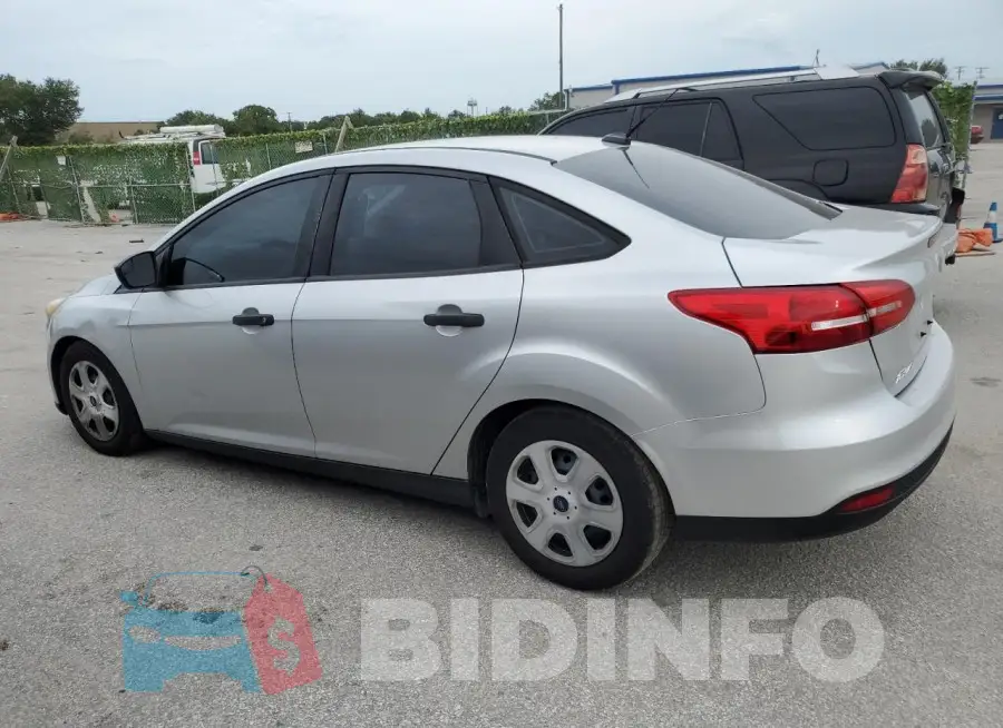 1FADP3E23GL335504 Photo# 2