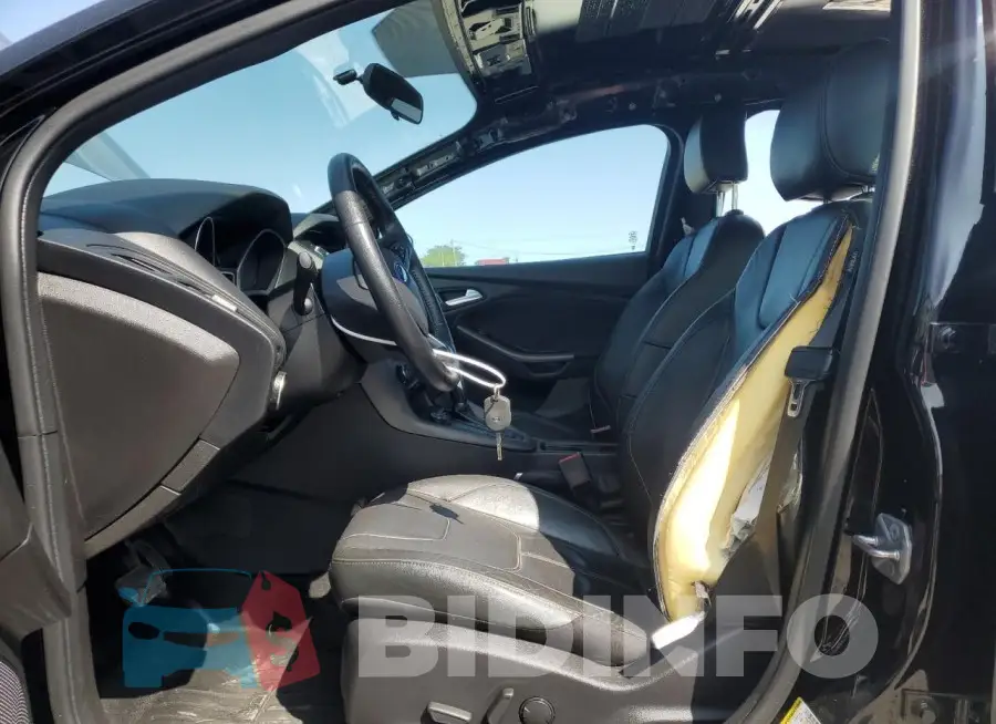 1FADP3F25GL318802 Photo# 7