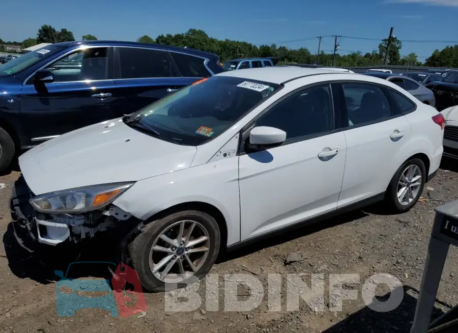 1FADP3F2XJL276358 Photo# 1