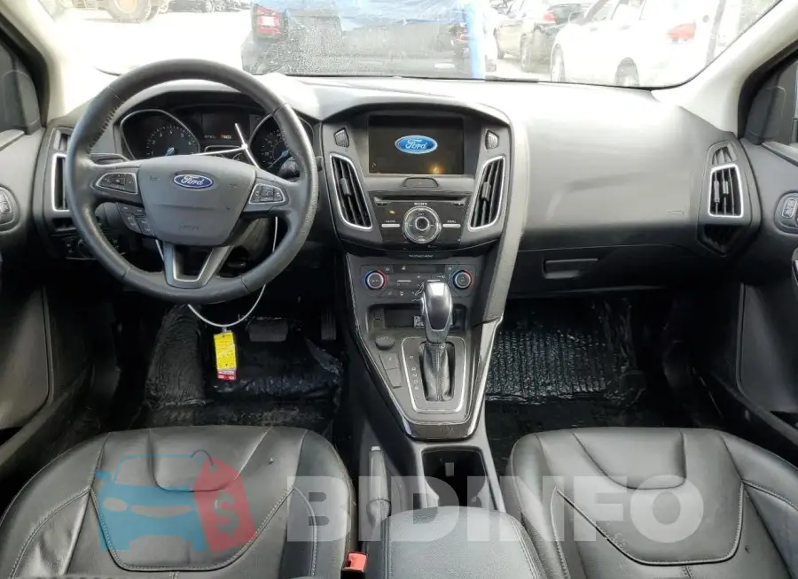 1FADP3J21JL209722 Photo# 8