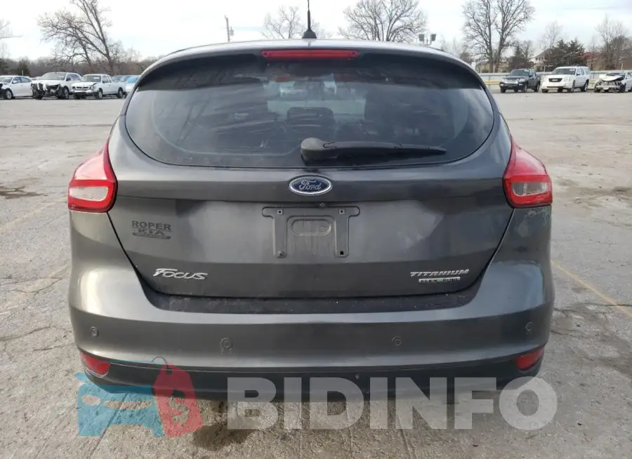 1FADP3N27GL407403 Photo# 6