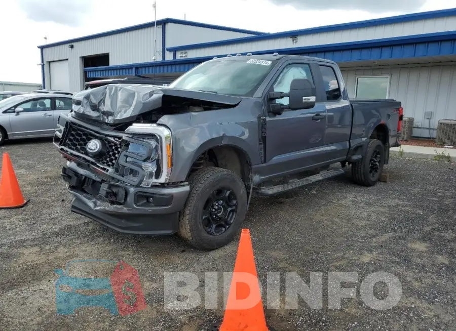 1FT8X3BA8PED46476 Photo# 1