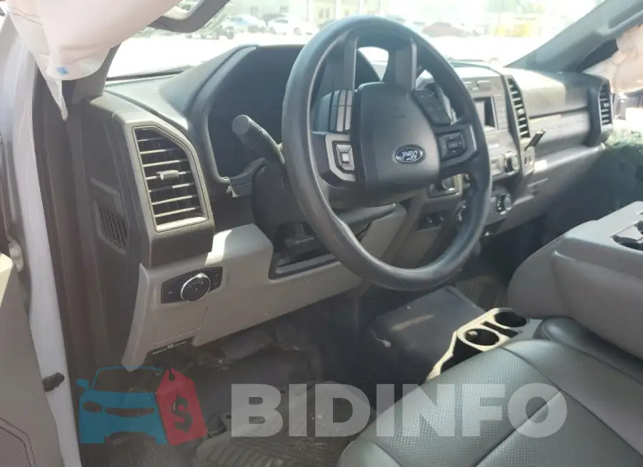 1FTBF2B63KEF61528 Photo# 8
