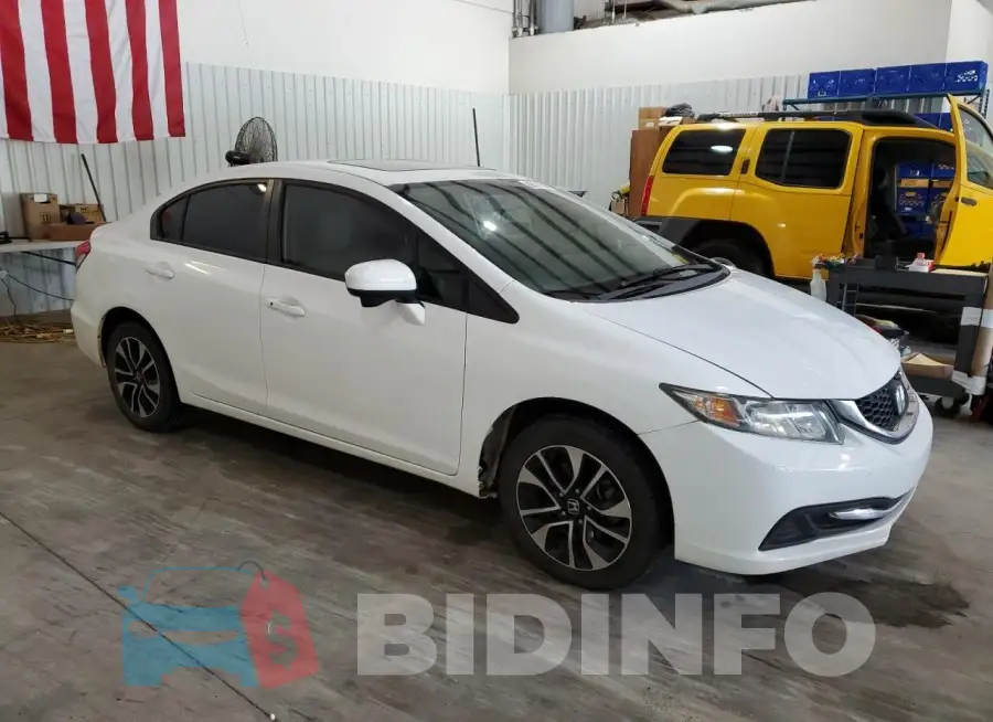 19XFB2F83FE028565 Photo# 4