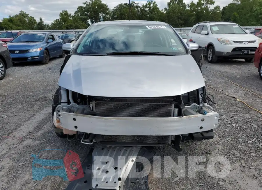 19XFB2F85FE237113 Photo# 5