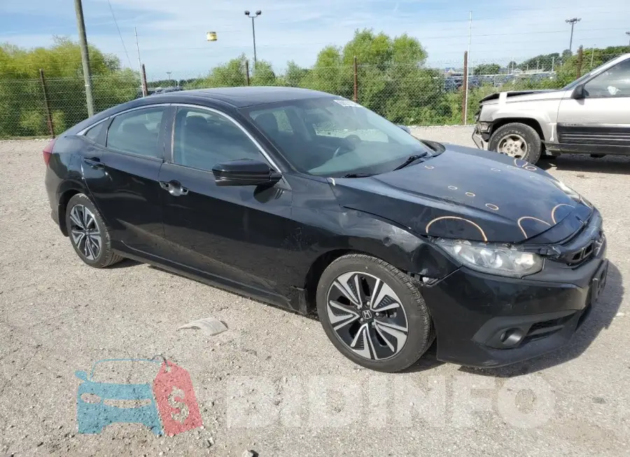 19XFC1F33HE000862 Photo# 4