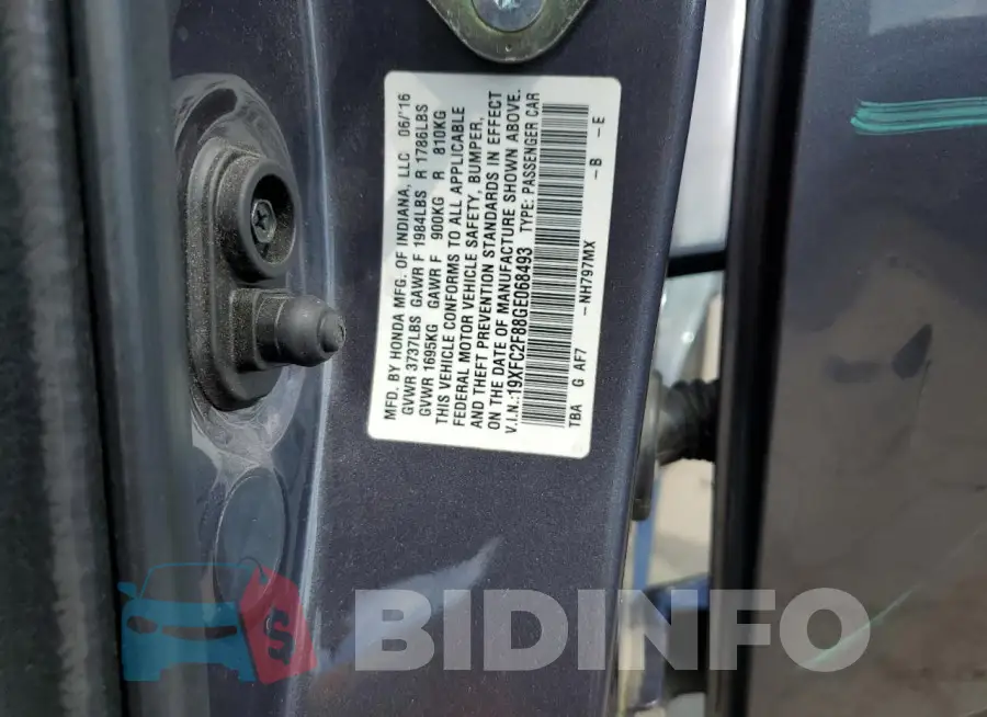19XFC2F88GE068493 Photo# 12